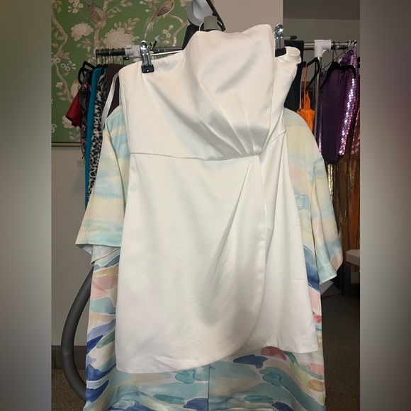 superdown Sasha mini dress in white size small - Picture 5 of 6